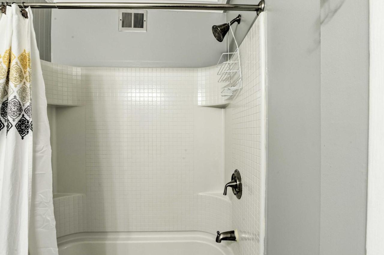 Enchanting Family House With Balcony Less Than 3 Mi To Wvu! Morgantown Exterior foto