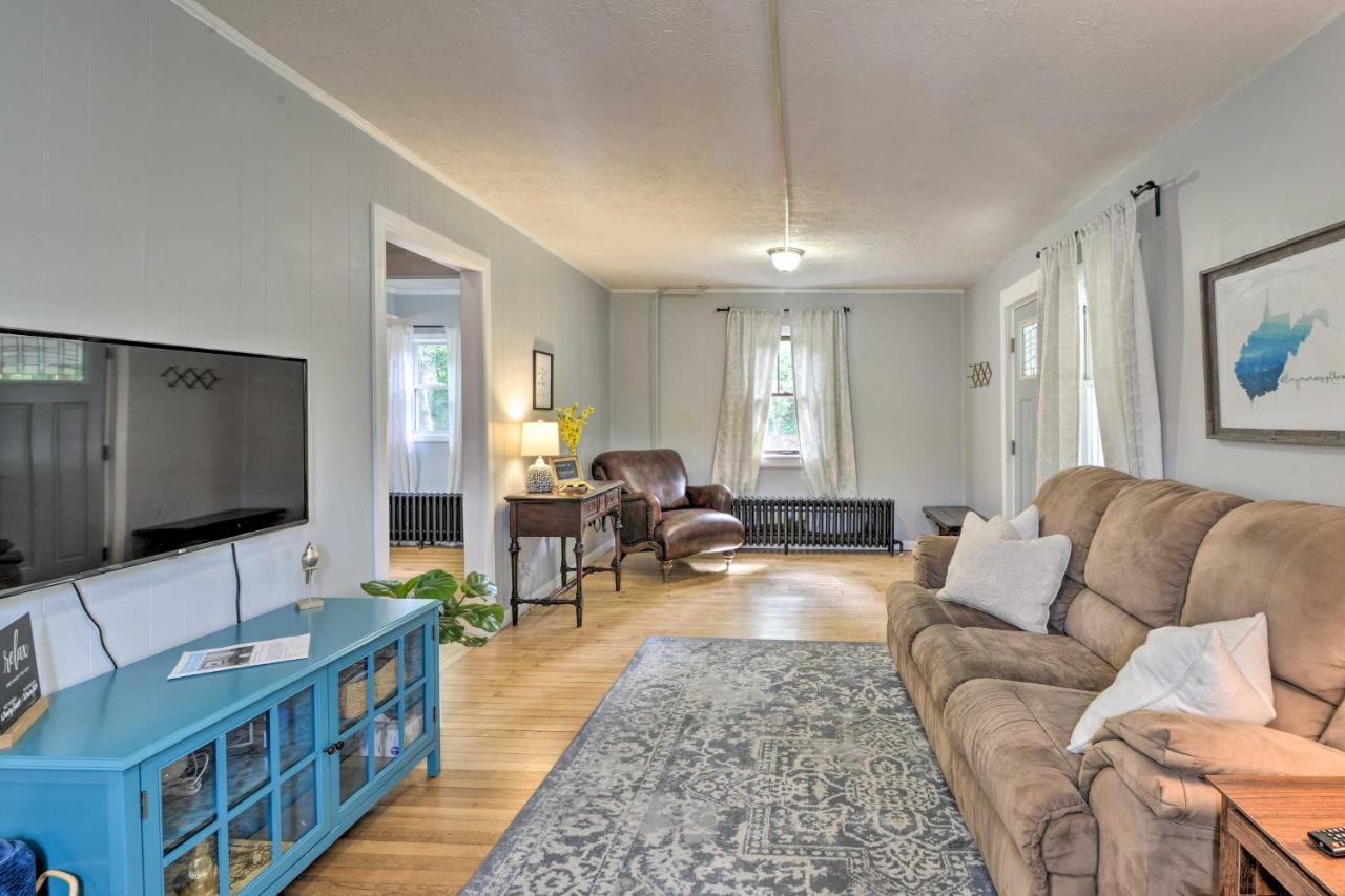 Enchanting Family House With Balcony Less Than 3 Mi To Wvu! Morgantown Exterior foto