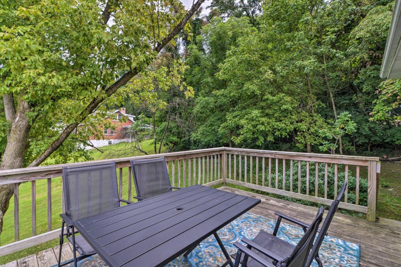 Enchanting Family House With Balcony Less Than 3 Mi To Wvu! Morgantown Exterior foto